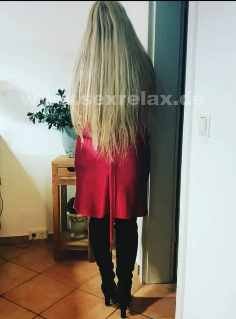 Mollige Hausfrau Sunshine (Mhnesee)