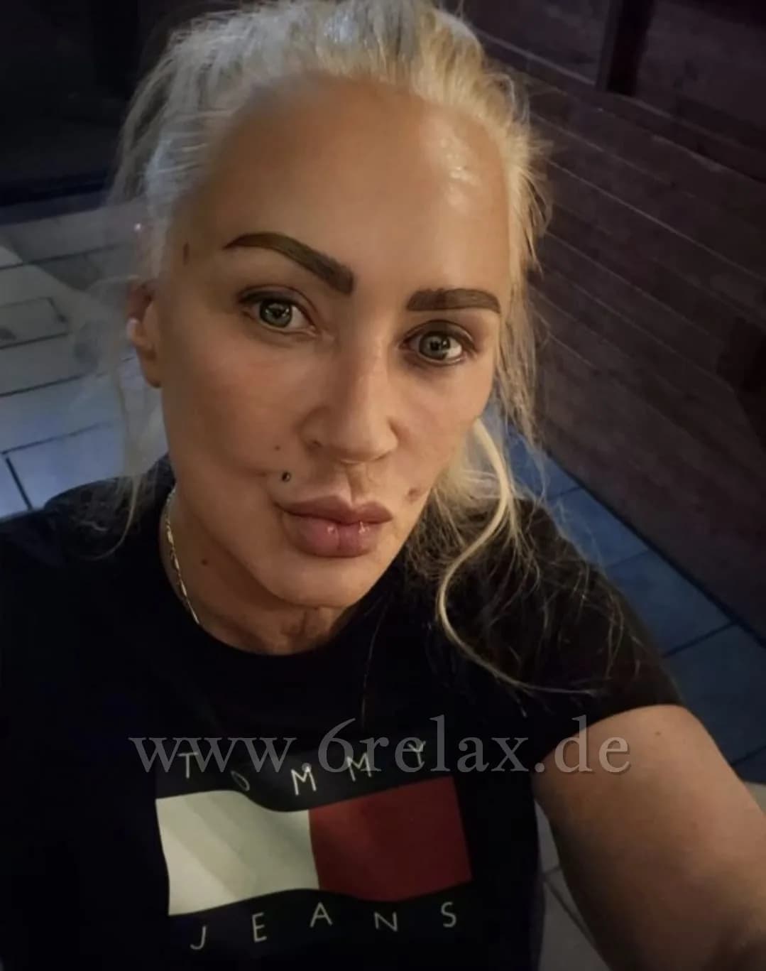 Sexy Milf Sunshine